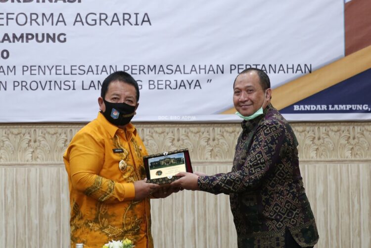 Strategi Reforma Agraria Dalam Menyelesaikan Masalah Tanah Di Lampung ...