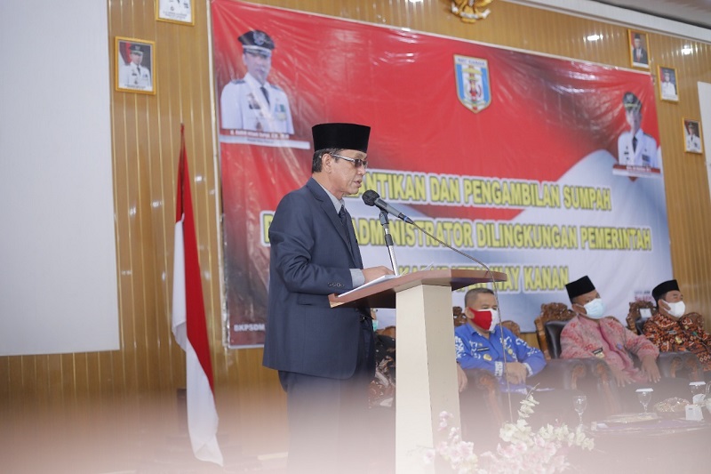 Acara pelantikan dihadiri Anggota Forkopimda Kabupaten Way Kanan, Sekda, Para Staf Ahli Bupati, Asisten dan Kepala OPD, Para Pegawai Negeri Sipil di Lingkungan Pemerintah Kabupaten Way kanan.